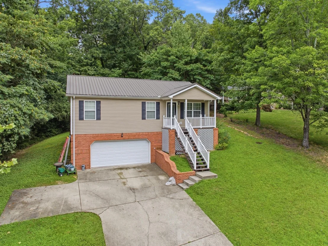 Photo of 65 Lynnbrook Circle