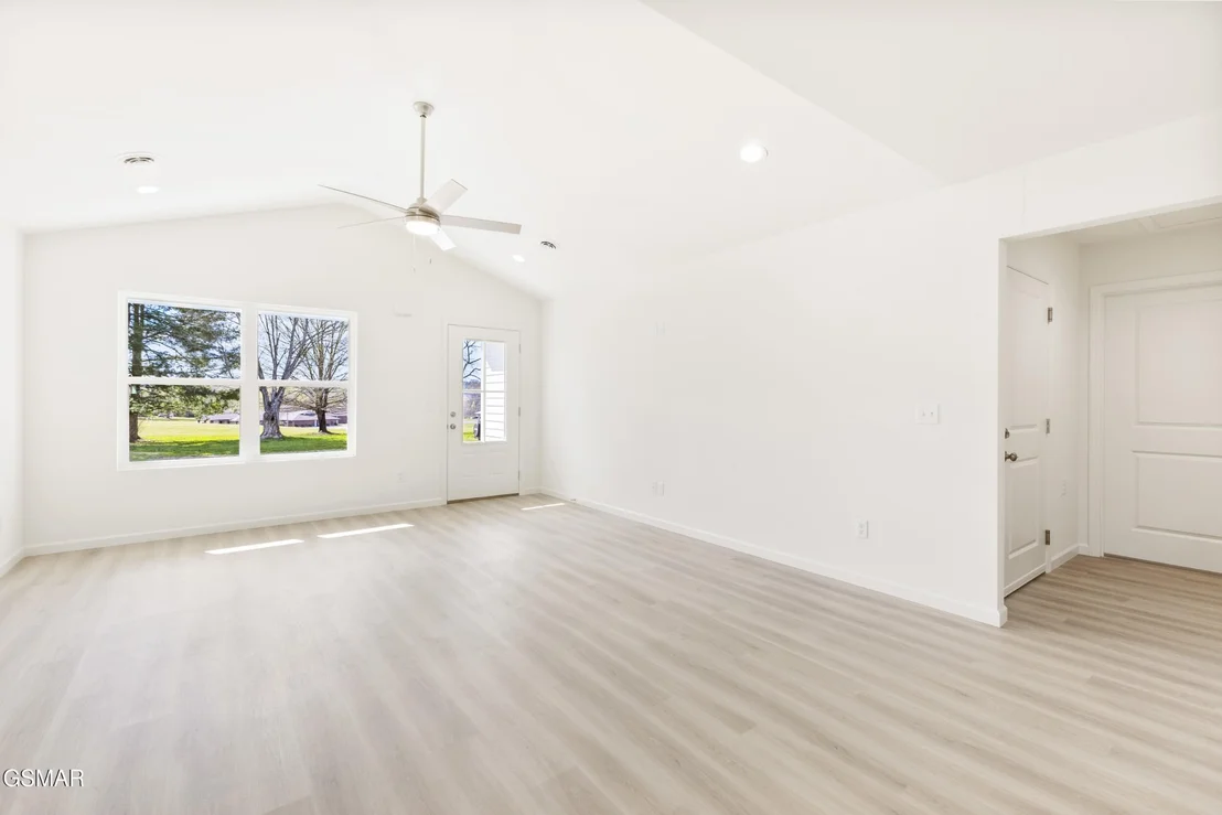 Photo of 210 Baylor Avenue