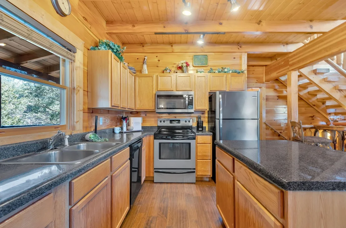 Photo of 2338 Waterfall Way