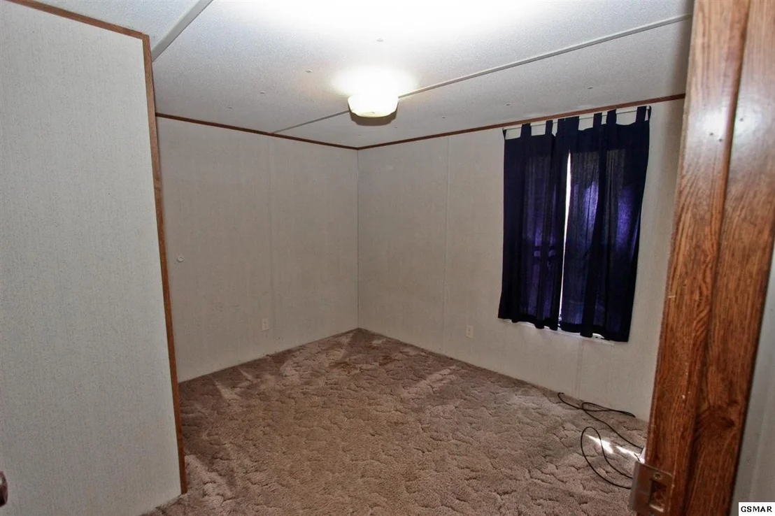 Photo of 2464 Fowler Road