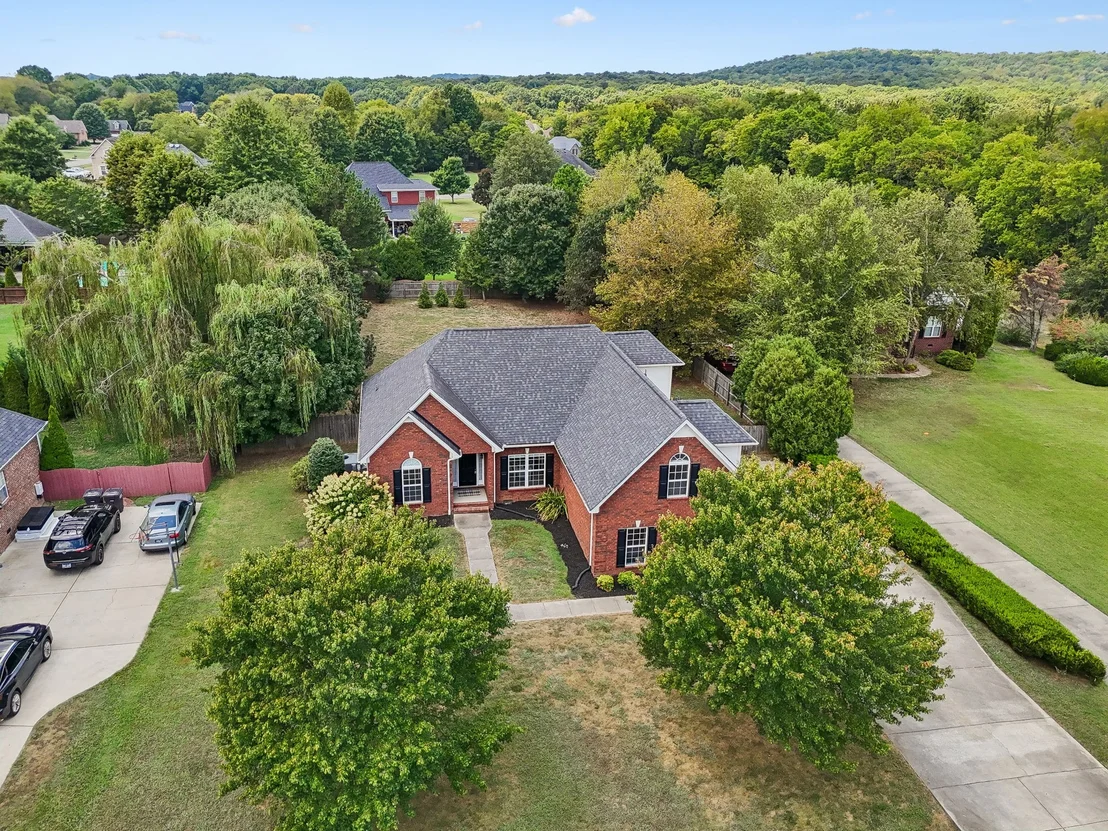 Photo of 1209 Paramount Dr