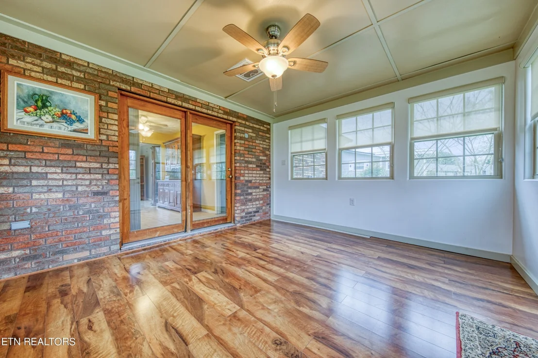 Photo of 339 Fenway Drive