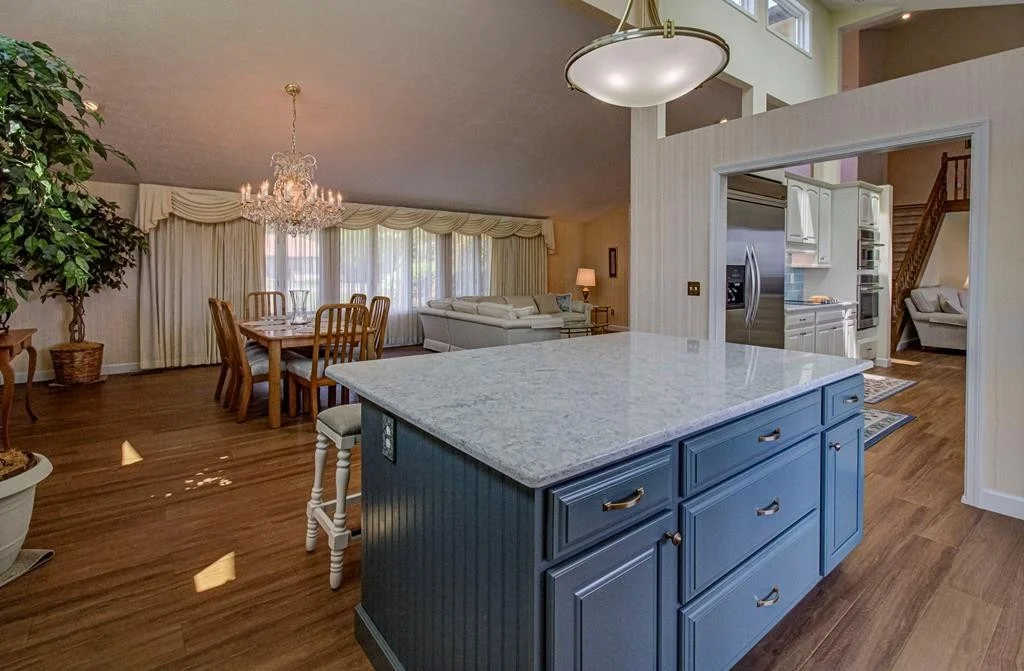 Photo of 351 Grandview Drive