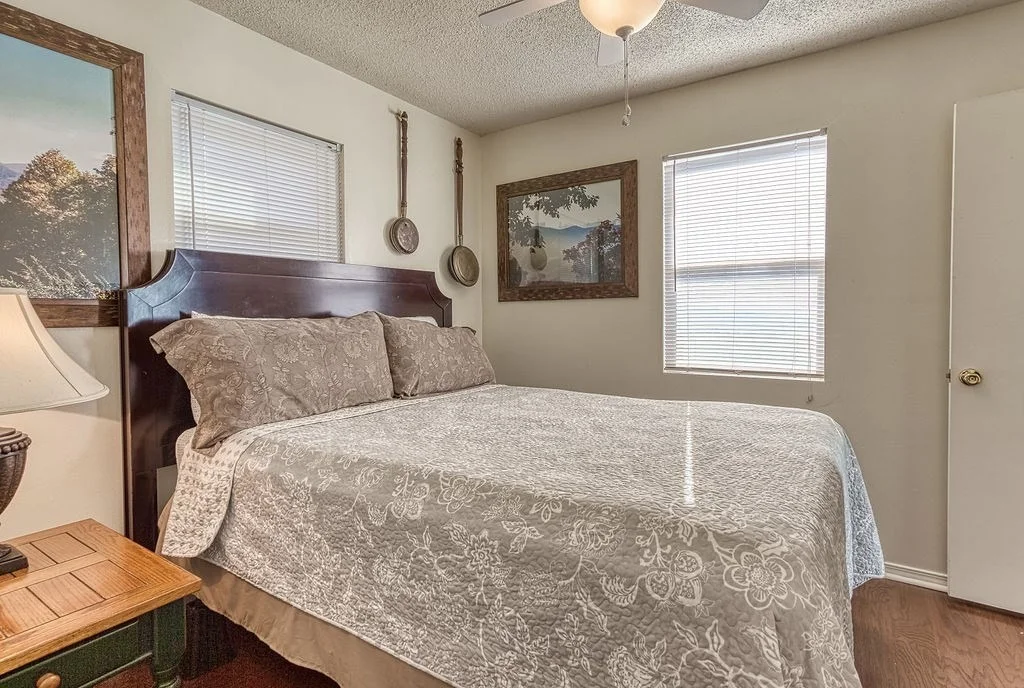 Photo of 1115 Red Maple