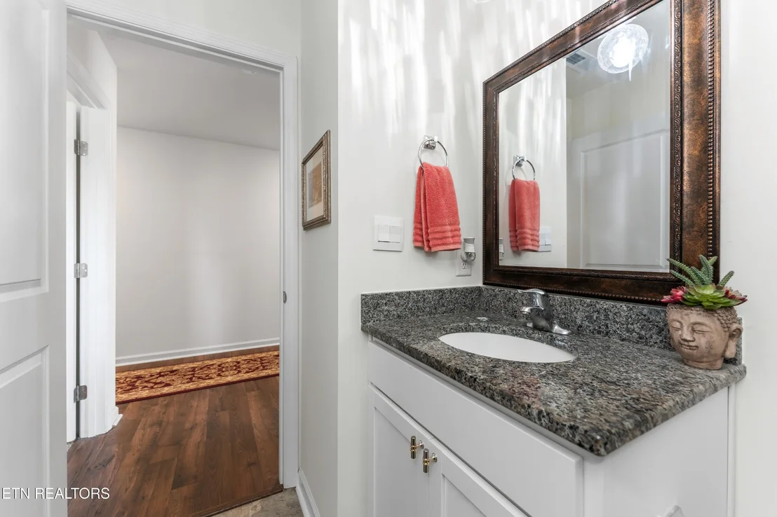 Photo of 180 Crescent Circle