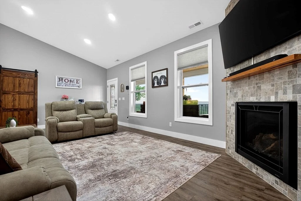 Photo of 1005 Bethlehem Ests
