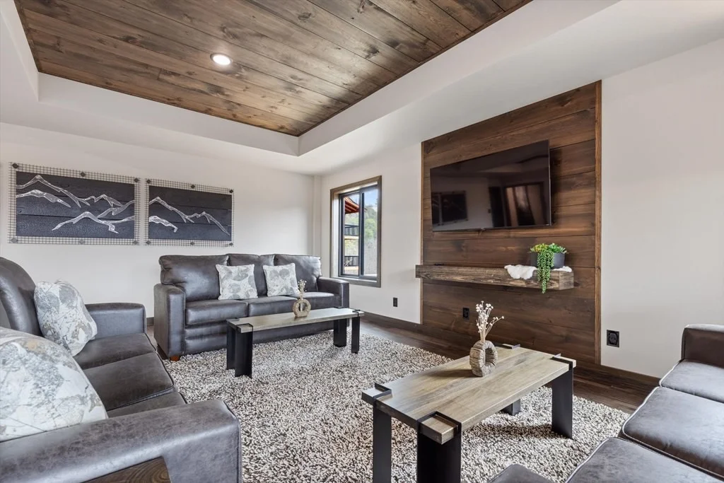 Photo of 2253 Lone Ridge Drive