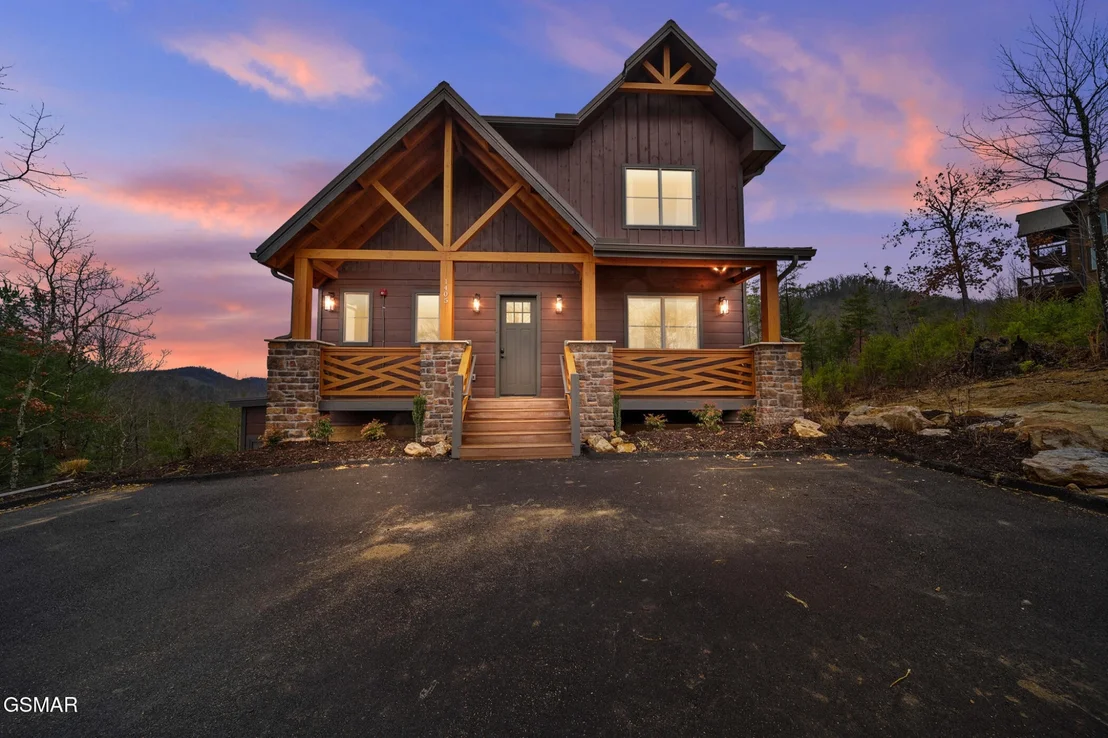 Photo of 1405 Mountain Ash Way