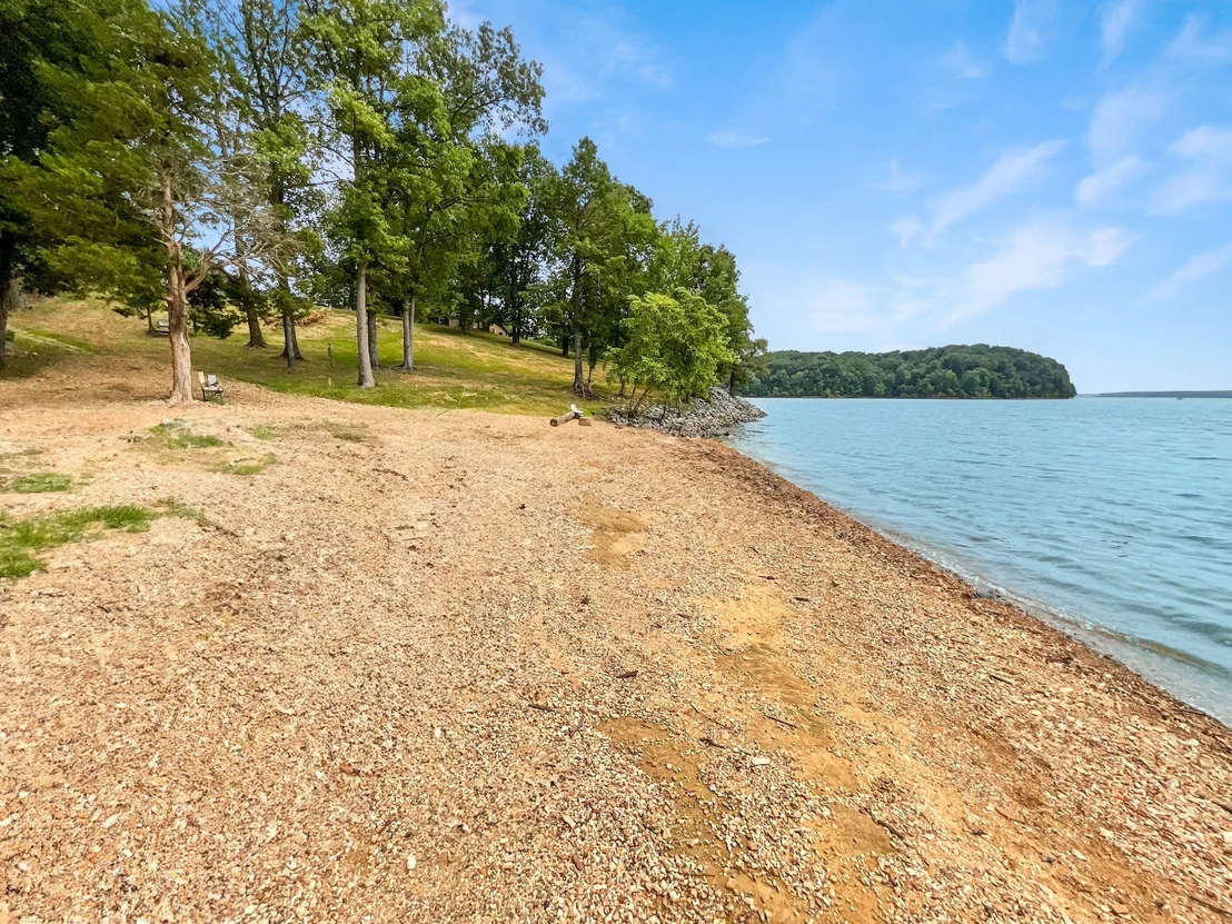 Photo of 73 Mingo Dr