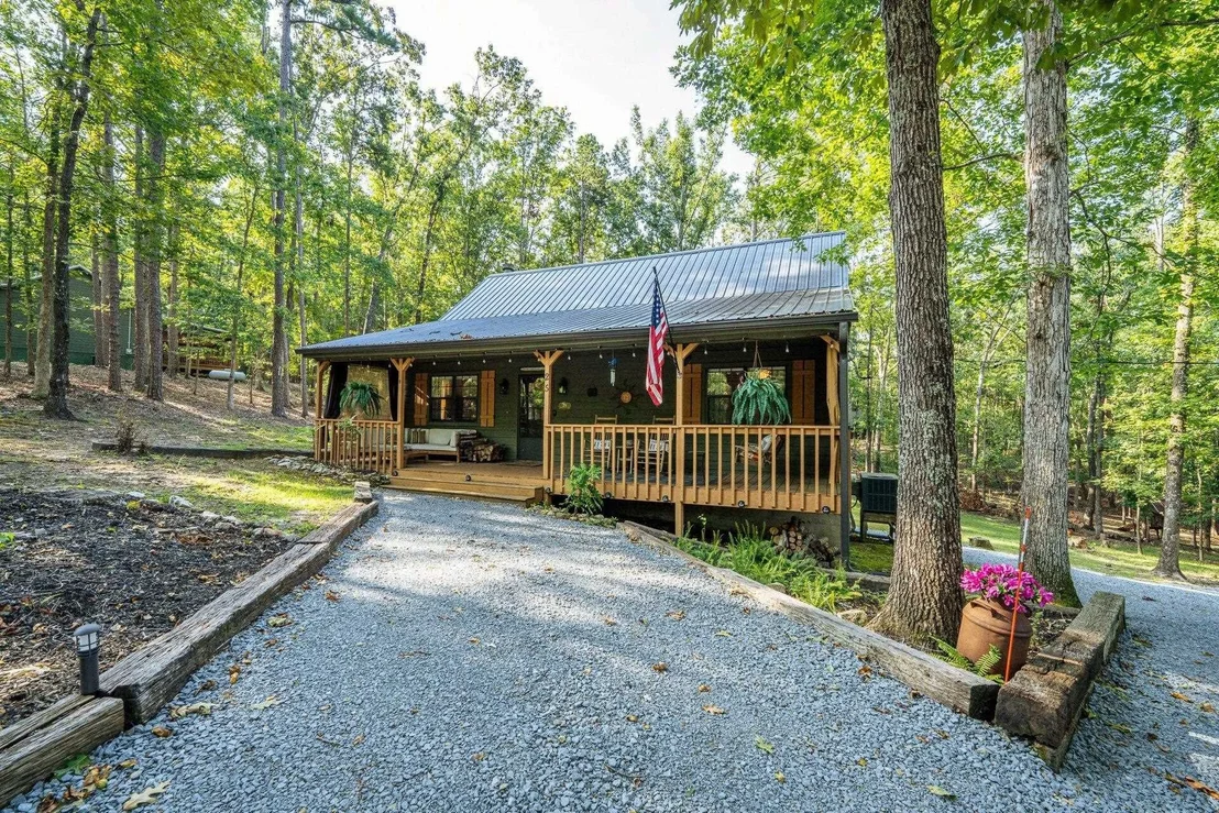 Photo of 25 PICKWICK WOODS CV