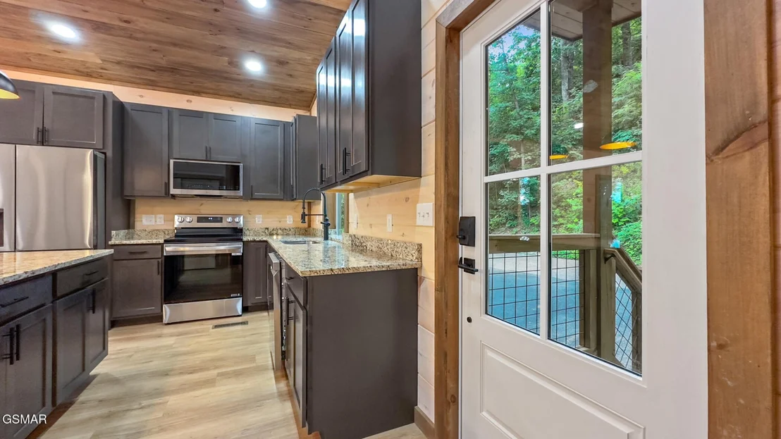 Photo of 810 Upper Windsor Way