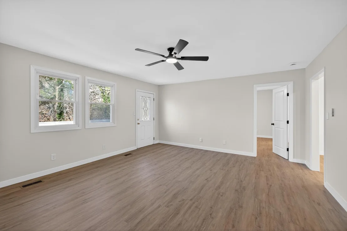Photo of 86 West Drive