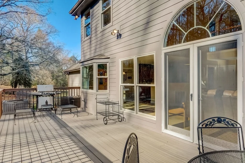 Photo of 1310 Laura Lane