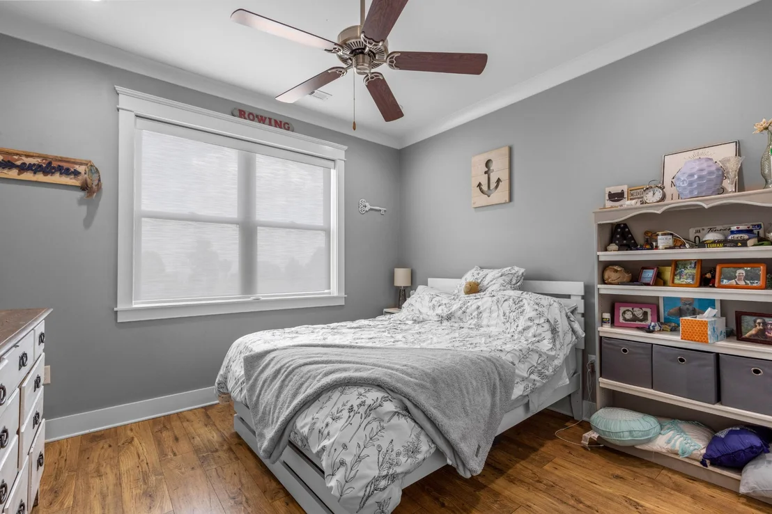 Photo of 2485 River Bluffs Drive
