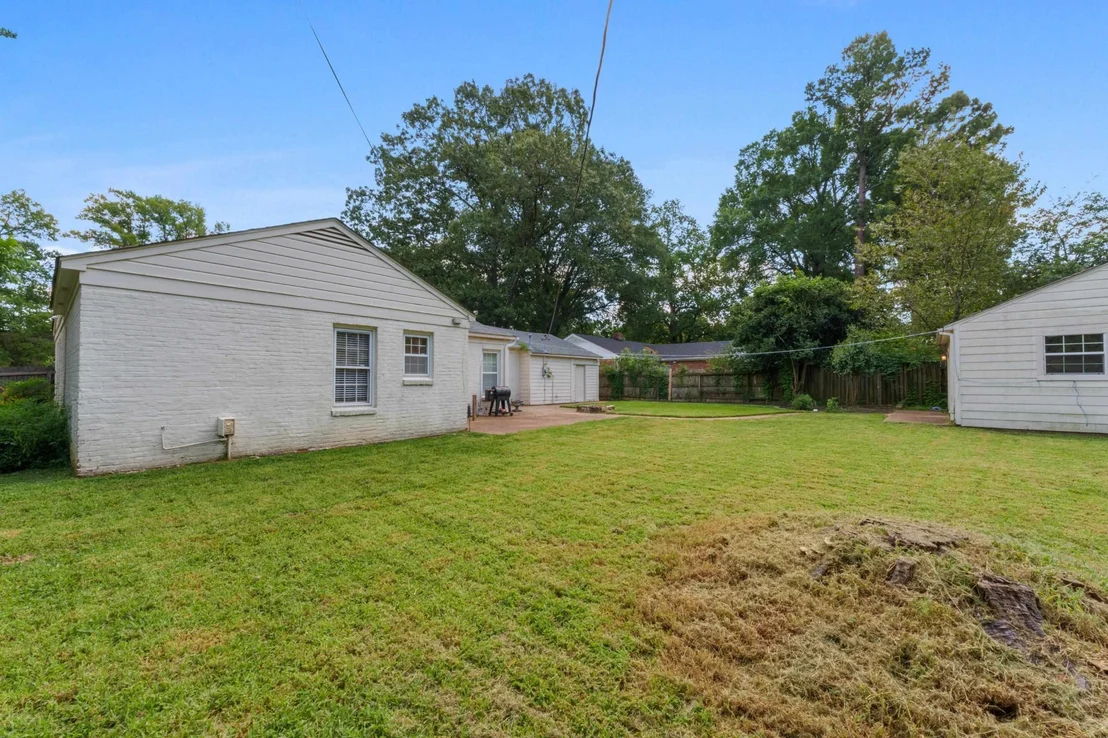Photo of 311 AVON RD