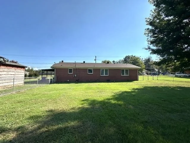 Photo of 1105 PINHOOK DR