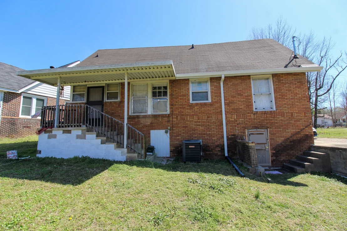 Photo of 79 Hillcrest Circle Dr