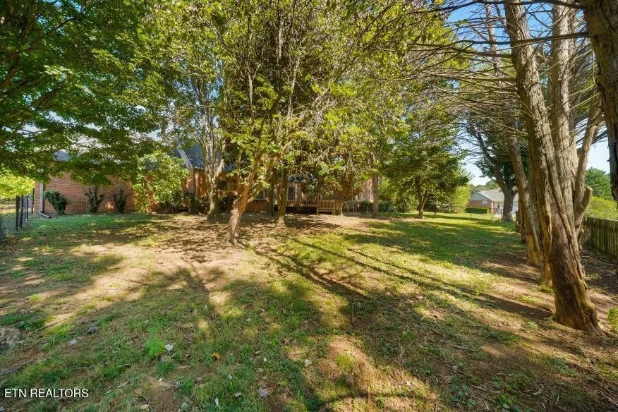 Photo of 1210 Briar Lea
