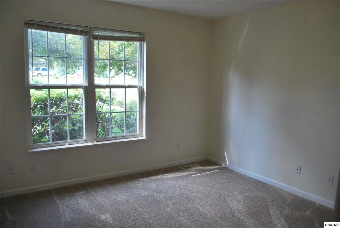 Photo of 604 Ross Drive