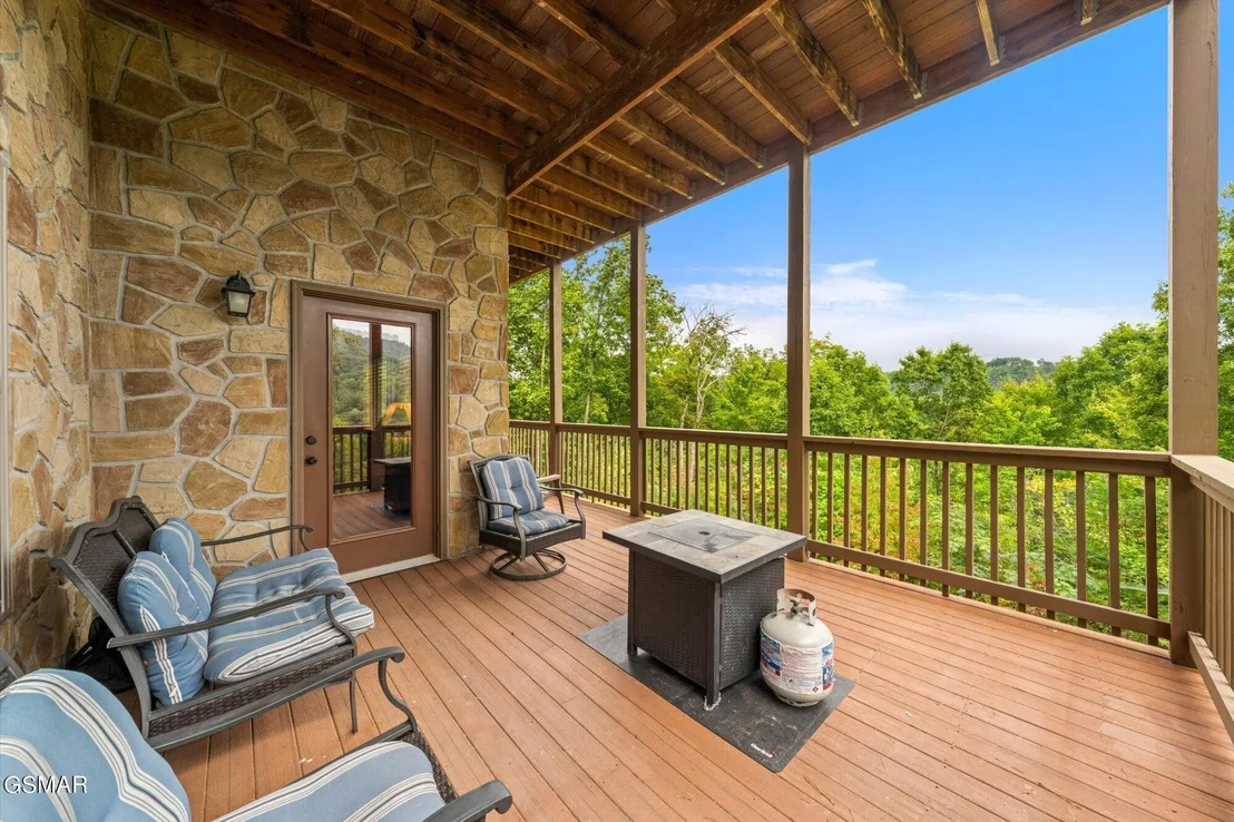 Photo of 4052 Ridgeback Ln