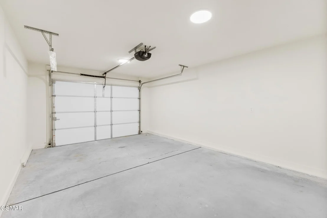 Photo of 210 Baylor Avenue