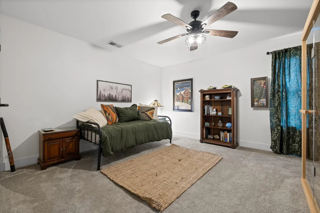 Photo of 9962 Caseview Drive