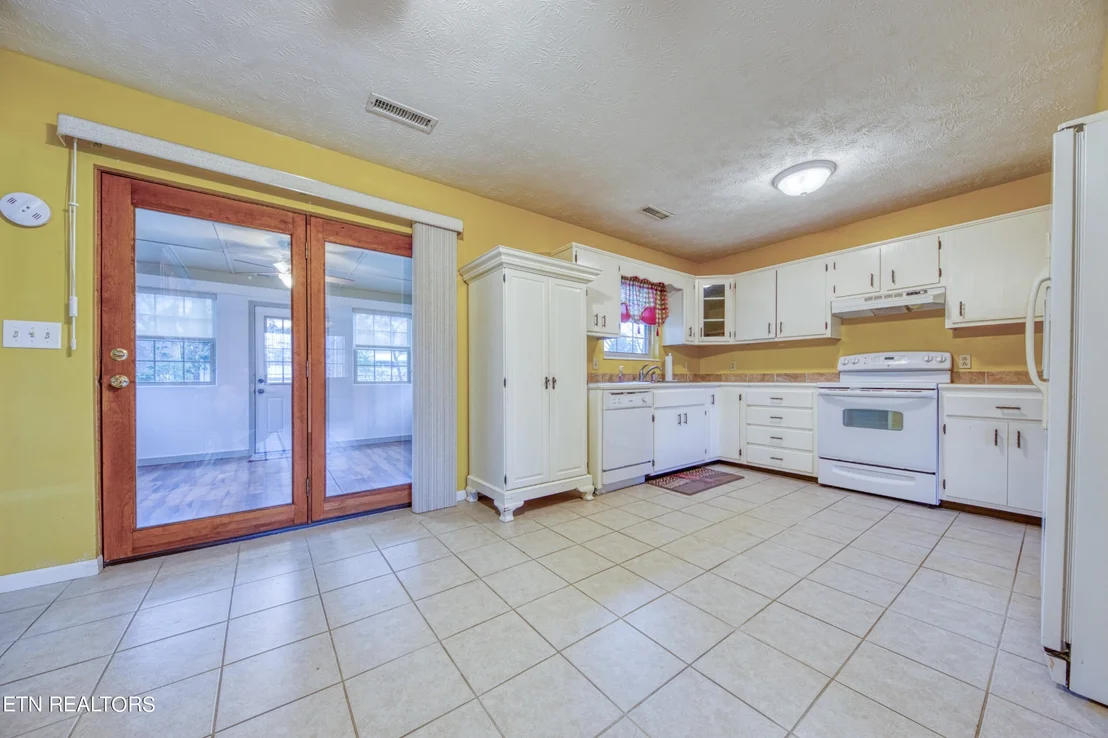 Photo of 339 Fenway Drive