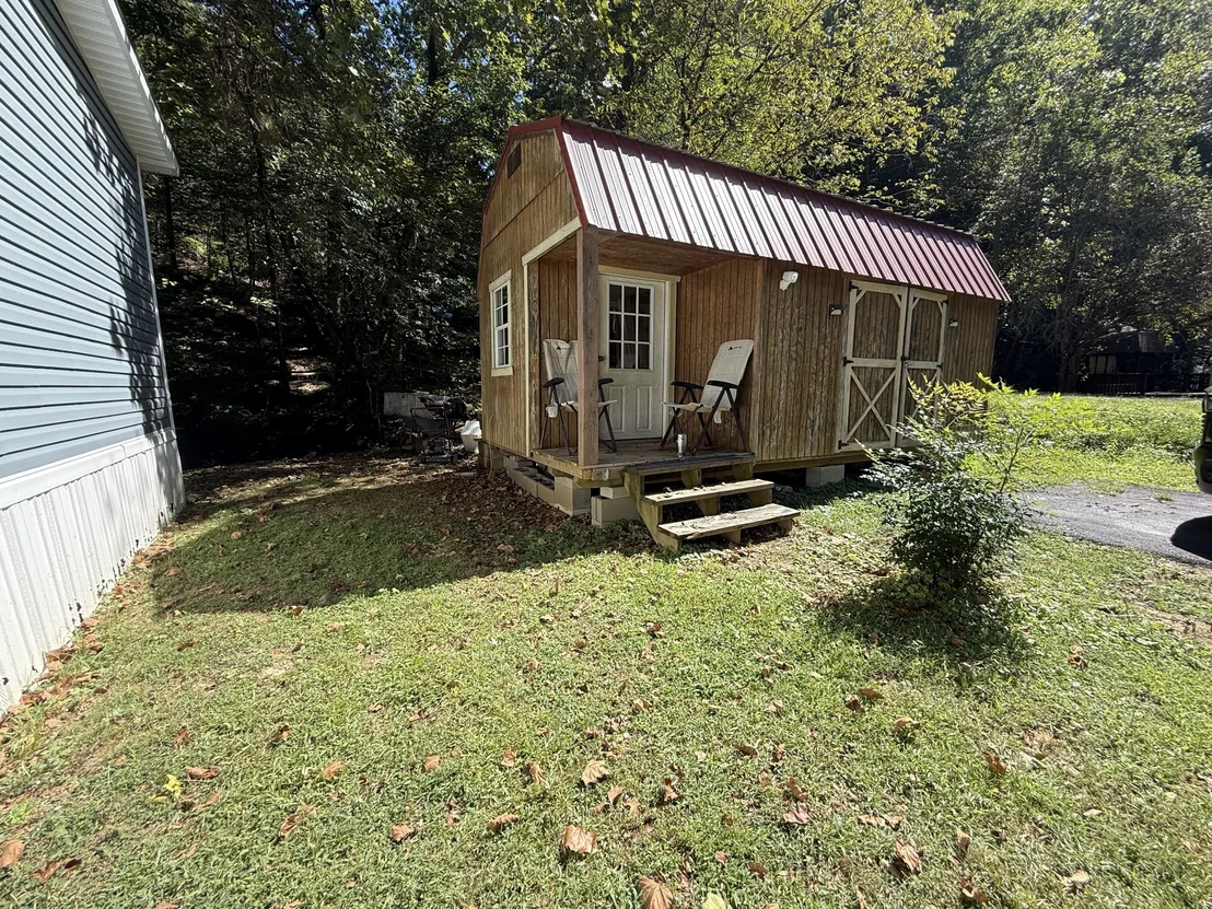 Photo of 443 Cole Dr
