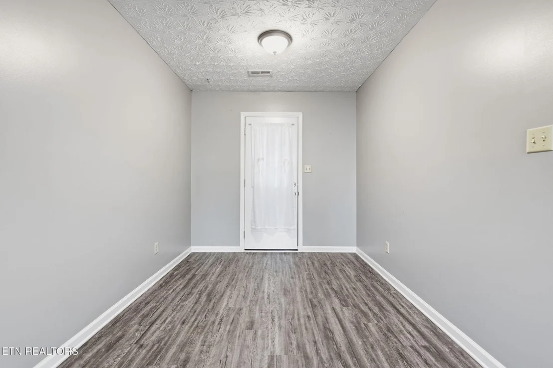Photo of 5516 W Emory Rd