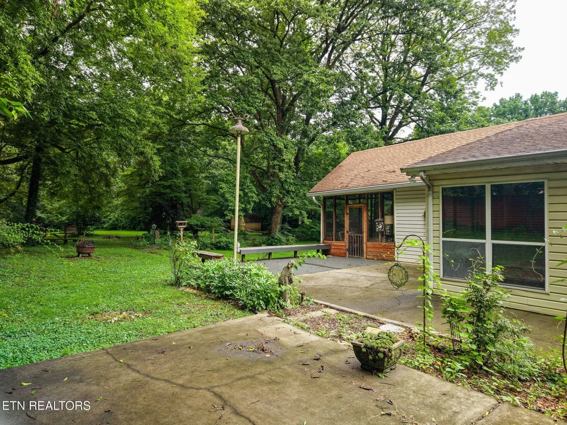 Photo of 679 N Wright Rd