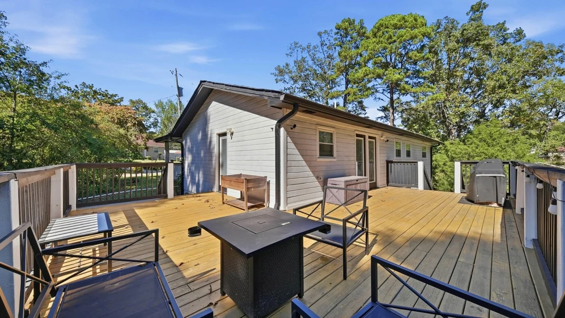 Photo of 4702 Enterprise Lane