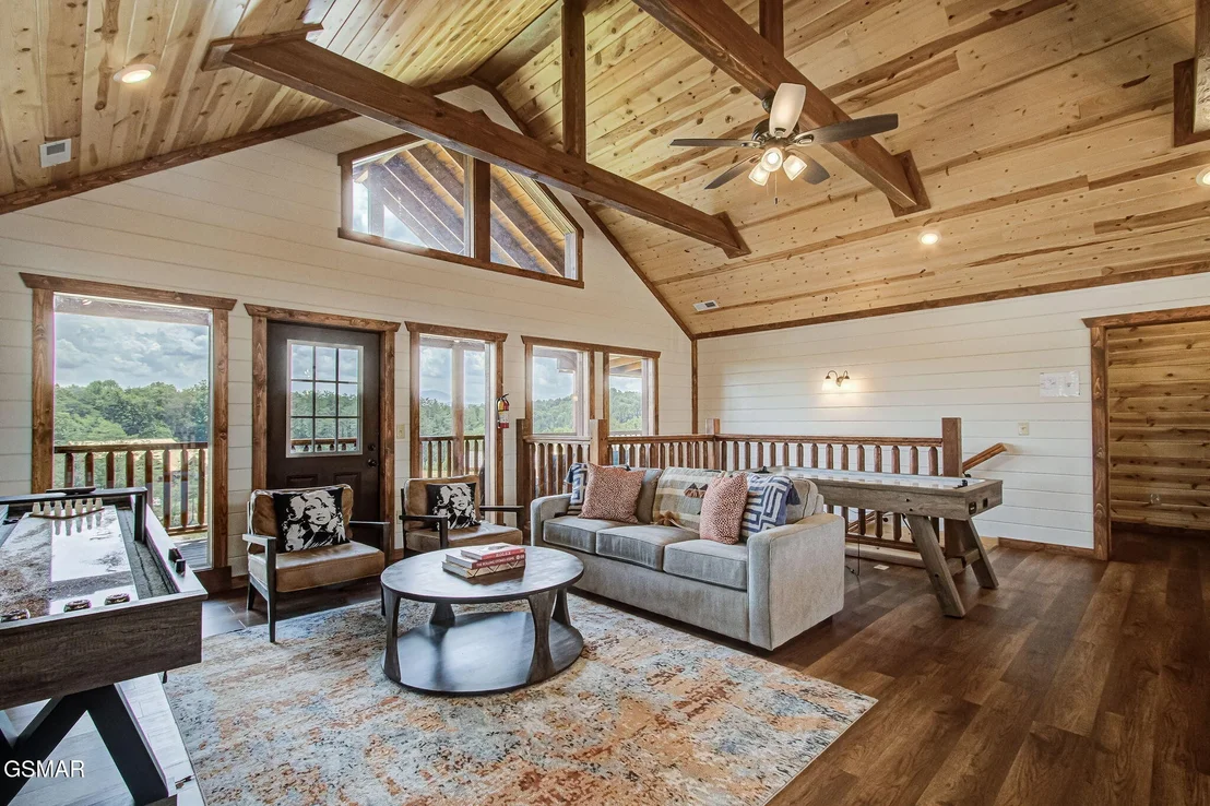 Photo of 2215 Jericho Way