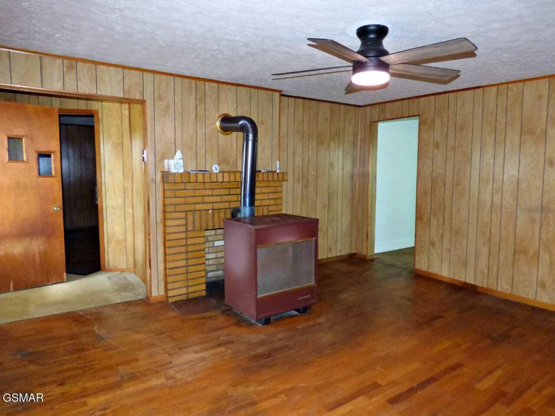 Photo of 485 Longmire Road