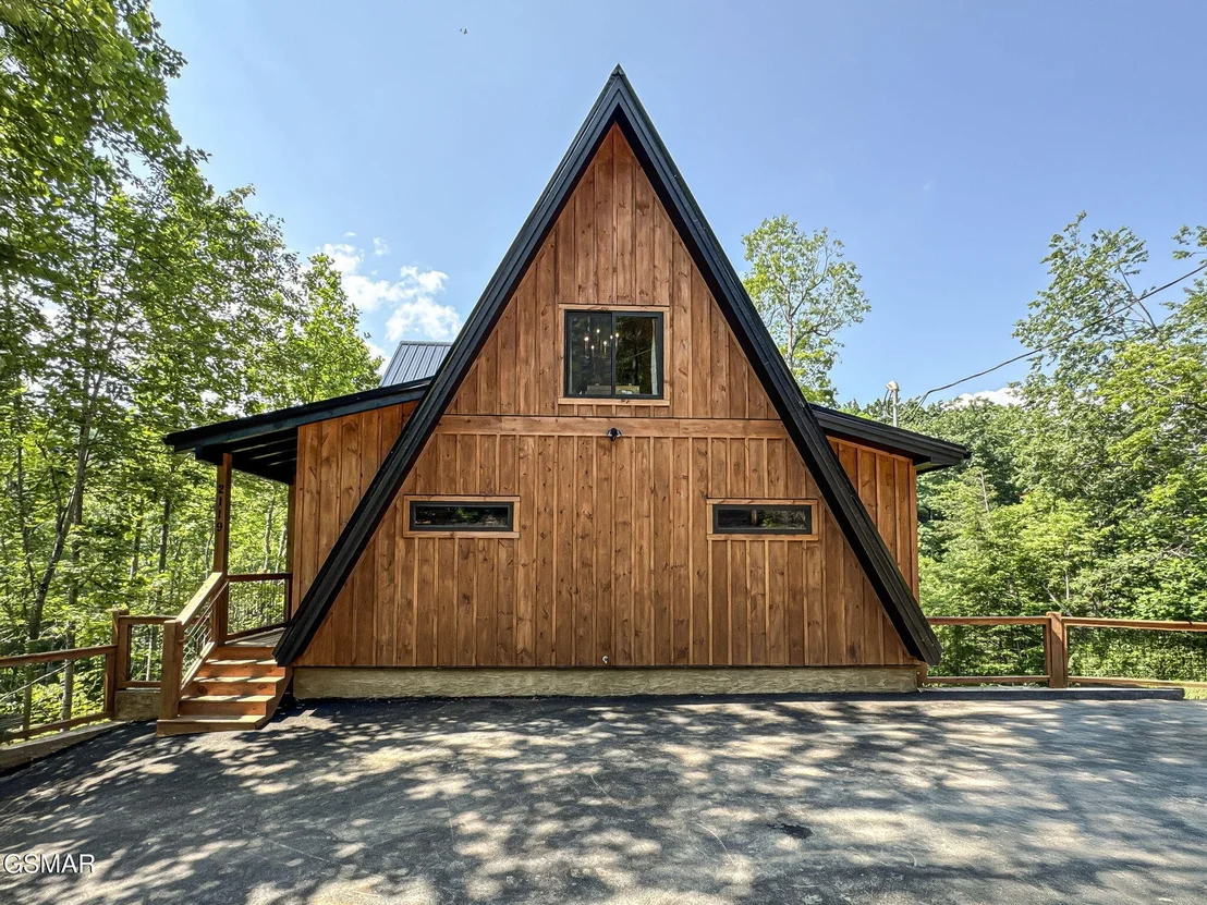 Photo of 2119 Beach Front Drive