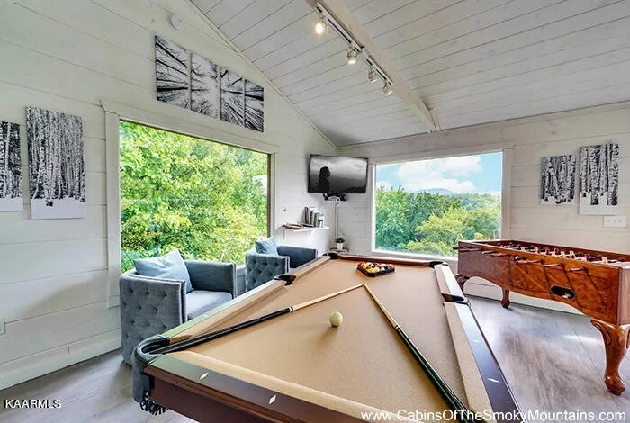 Photo of 1012 Ski View Lane