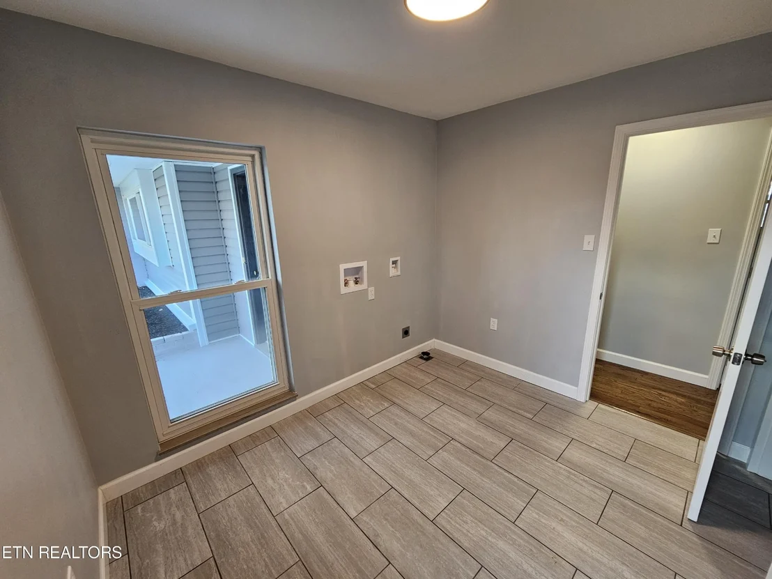 Photo of 327 Longview Drive
