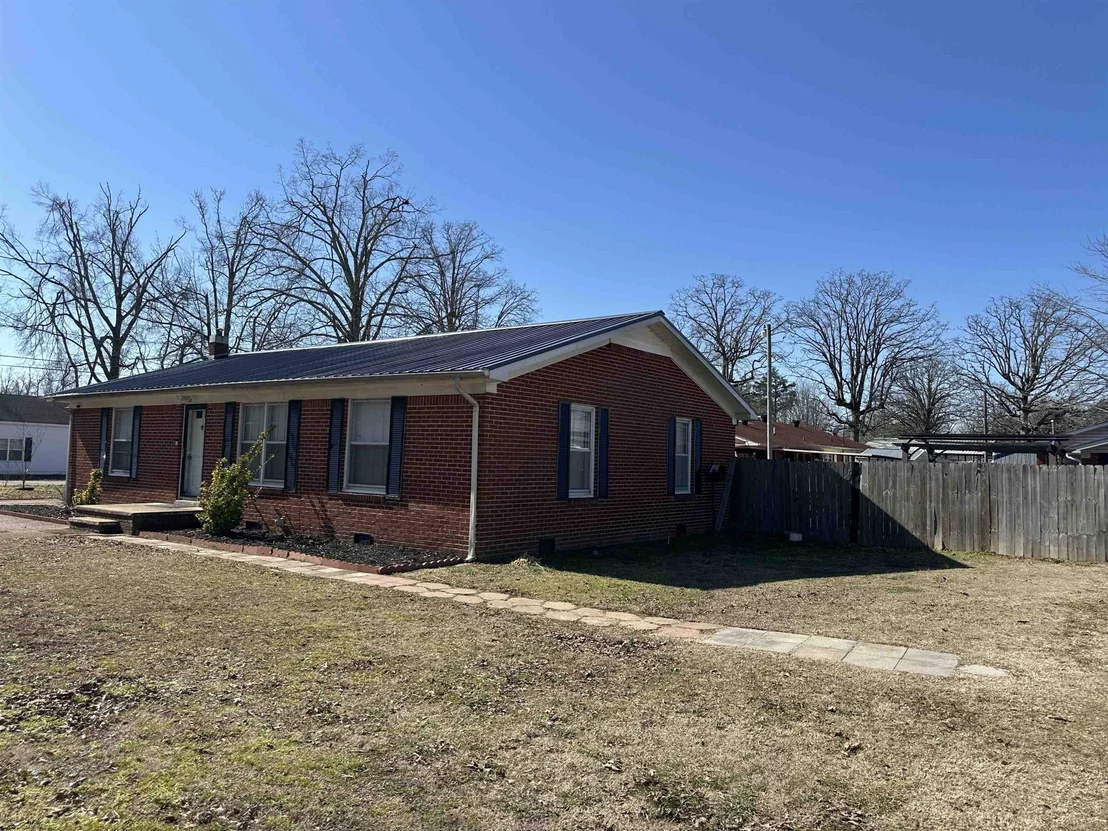 Photo of 205 LONG ST