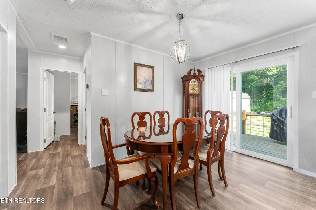 Photo of 409 Bull Run Rd