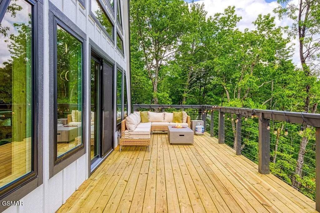 Photo of 1856 Natures Lane