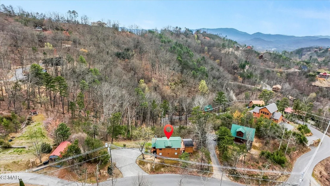 Photo of 2124 Windy Lane