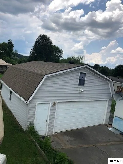 Photo of 3150 Clover Circle