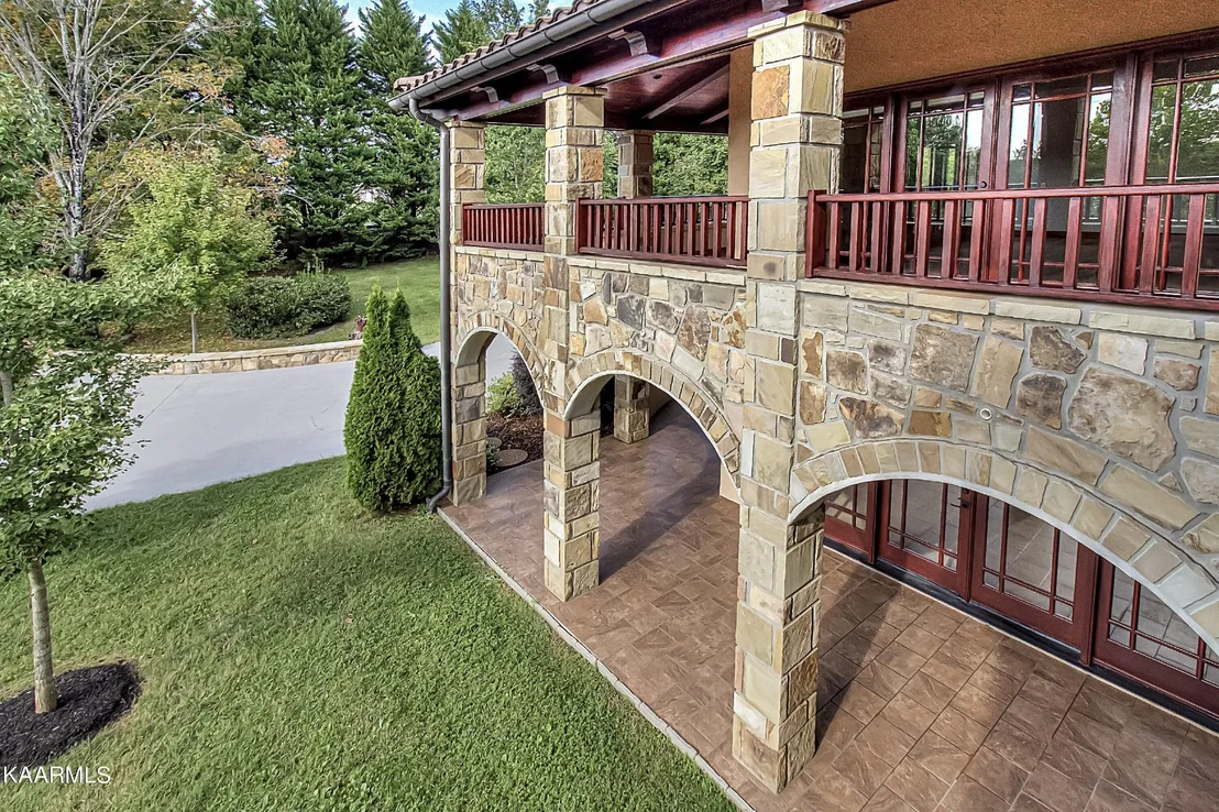Photo of 1514 Canterbury Downs Rd