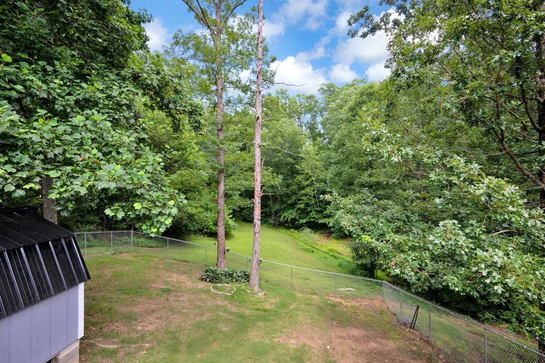 Photo of 109 Whippoorwill Dr