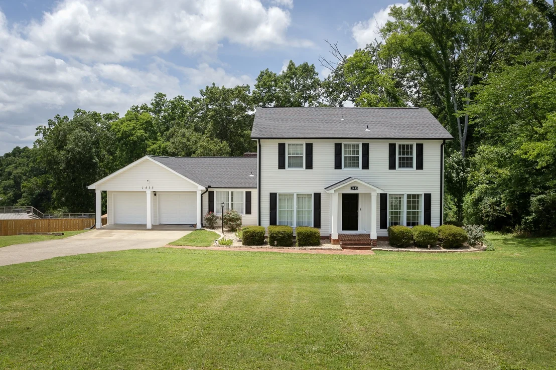 Photo of 1435 County Road 413