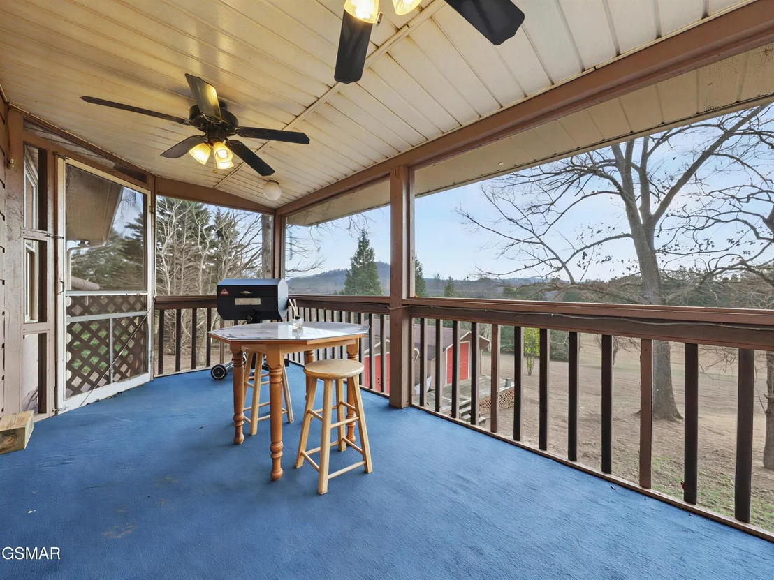 Photo of 2456 Amanda Lane