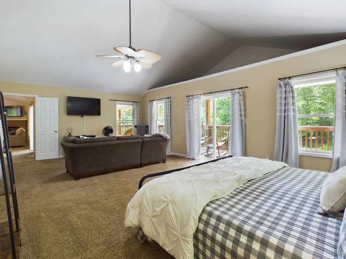 Photo of 73 Mingo Dr