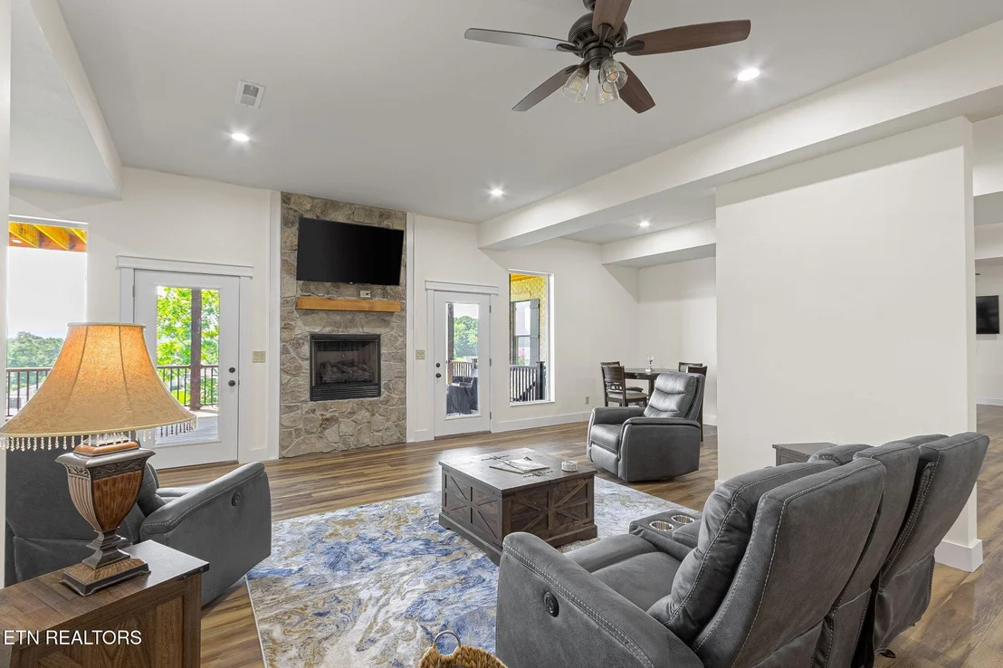Photo of 1005 Enchanted Drive