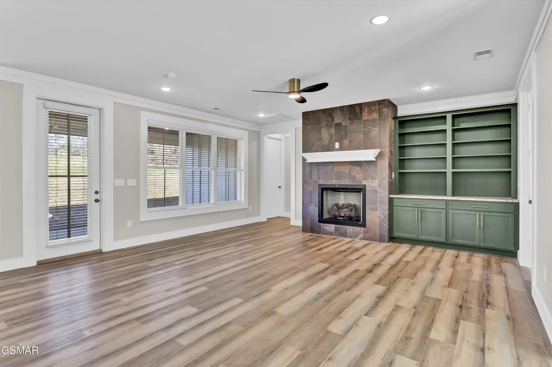 Photo of 2409 Iron Forge Way
