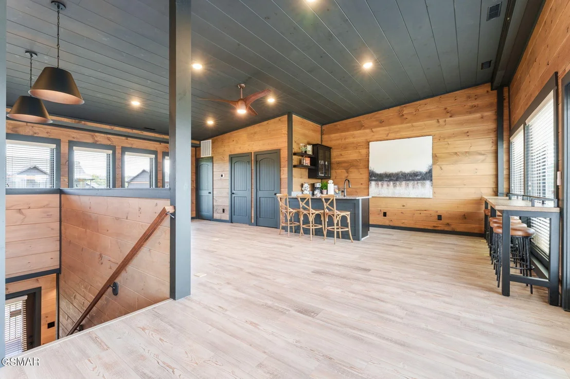Photo of 1716 Knotty Log Way