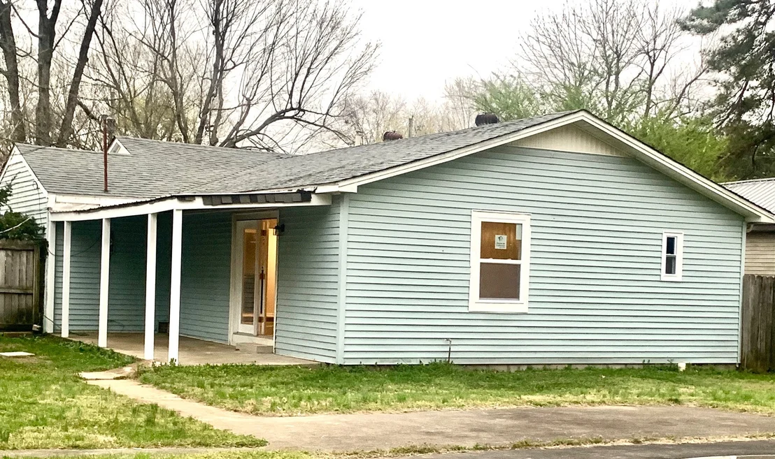 Photo of 1507 Meacham Ln